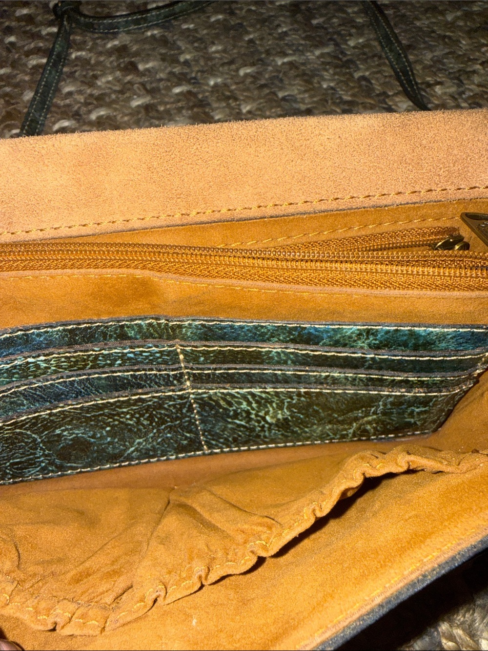 Patricia Nash Embossed Crossbody Bag - Picture 5 of 13